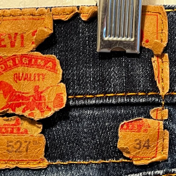 Levi's 527 30x34 boot cut jeans - Picture 3 of 4